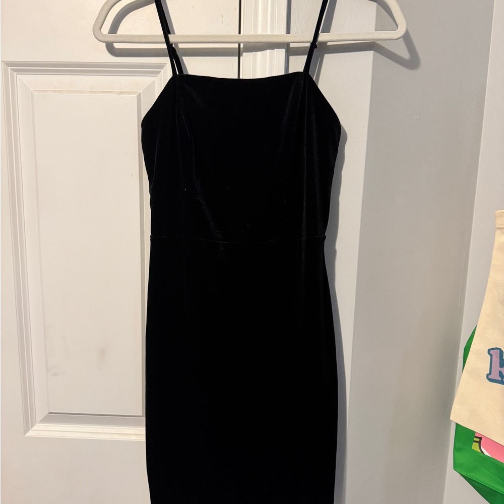 Chic Black Strapless Dress
